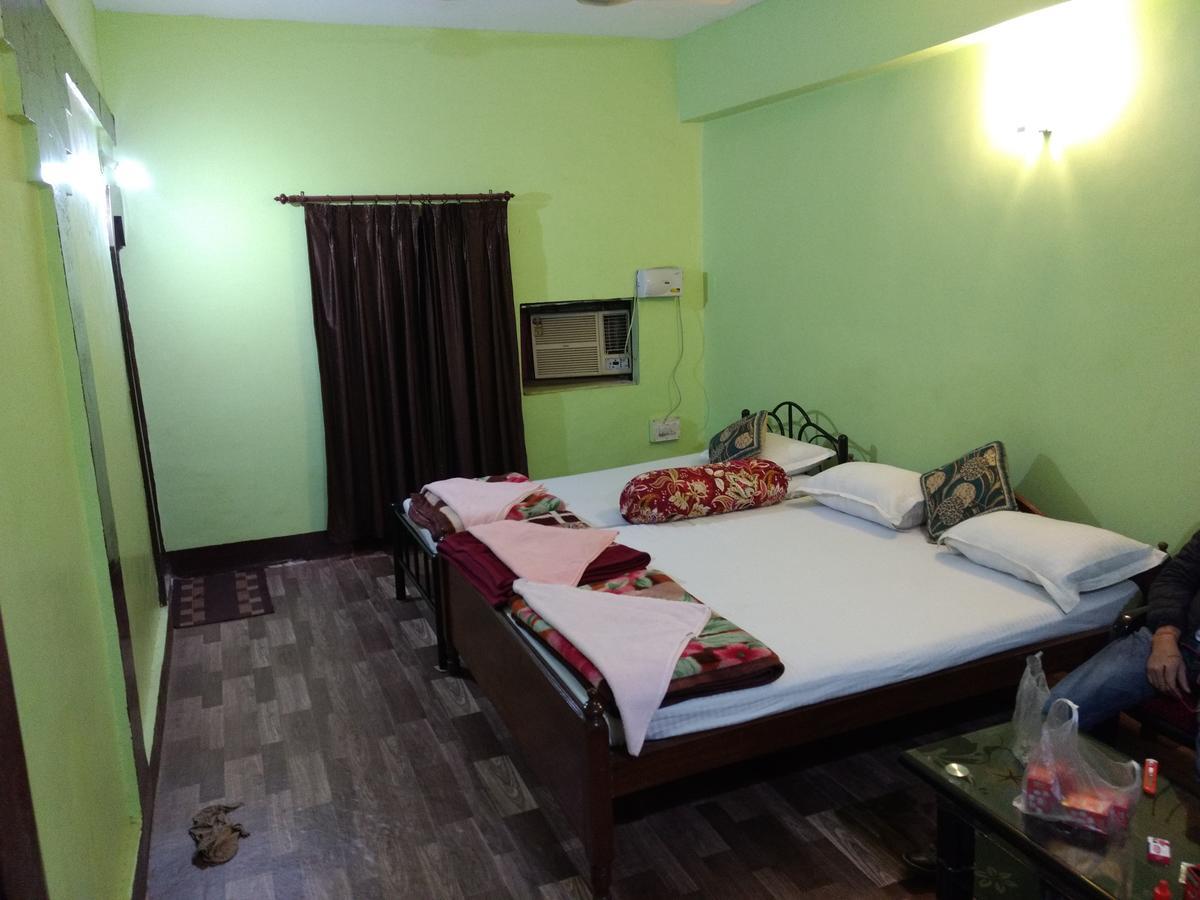 Hotel Shreya Bhubaneswar Bagian luar foto
