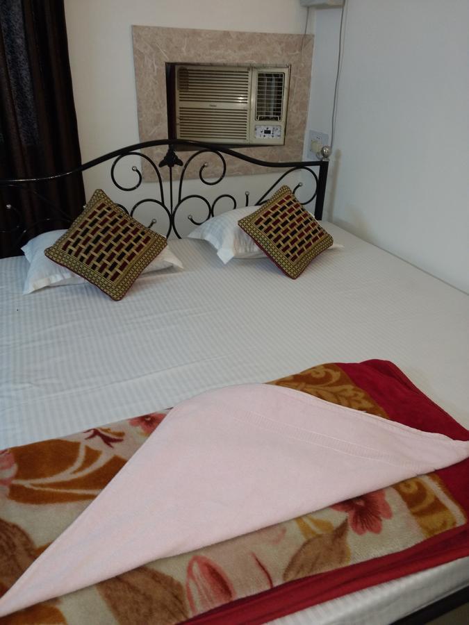 Hotel Shreya Bhubaneswar Bagian luar foto